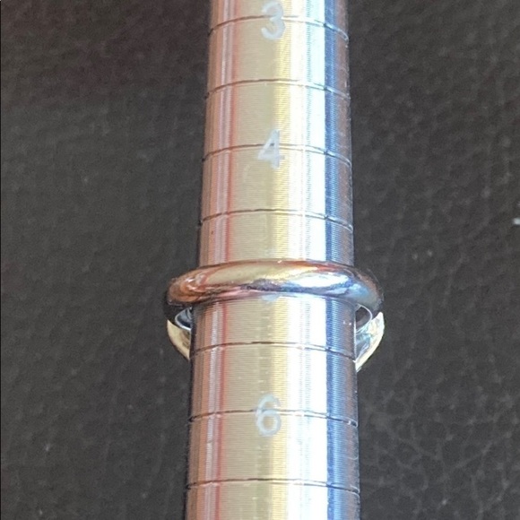 Womens Silver Tone Avon Adjustable Turquoise Ring - Picture 4 of 6